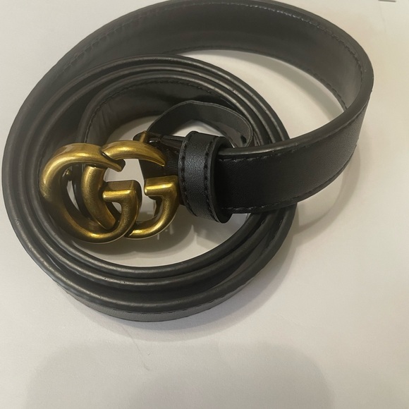 Gucci Black Leather Belt with Gold Buckle - Picture 1 of 7